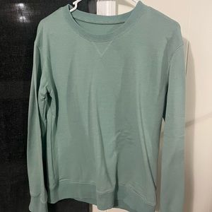 Mint long sleeve top size Small.